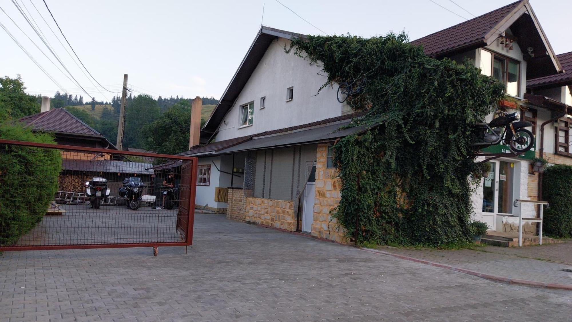 Pensiunea Total Ceahlău Eksteriør billede